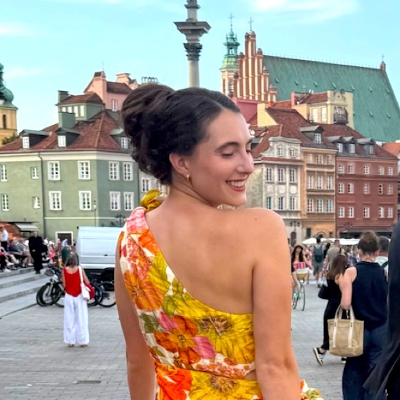 Meet your Posher, Eloise - Picture 1 of 1